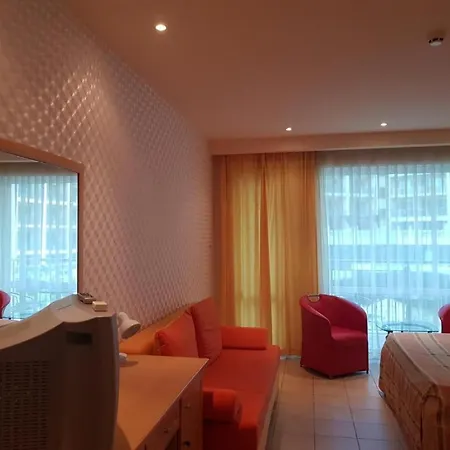 Miramar Hotel de apartamente *